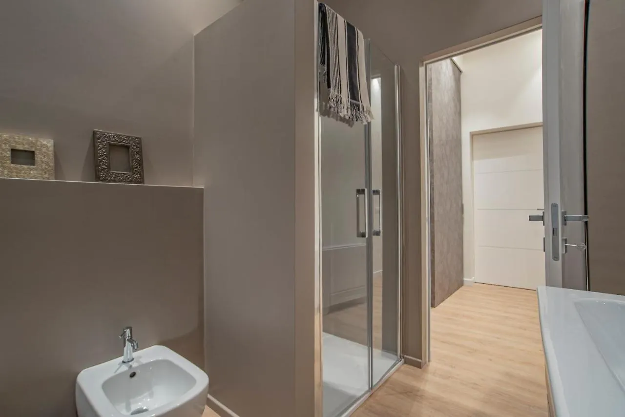 Suite Roma - By Myhomeincomo Apartmán Como